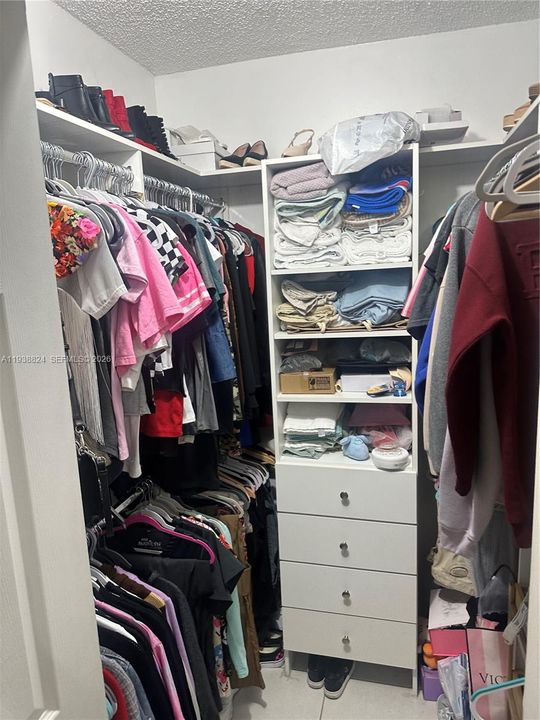 На продажу: $500,000 (3 спален, 2 ванн, 1183 Квадратных фут)