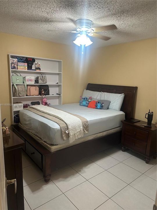 На продажу: $500,000 (3 спален, 2 ванн, 1183 Квадратных фут)