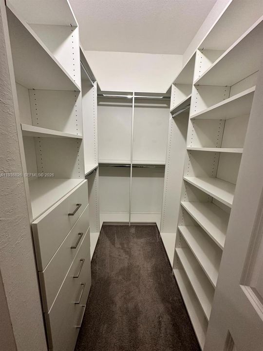 En Renta: $2,500 (3 camas, 3 baños, 1328 Pies cuadrados)