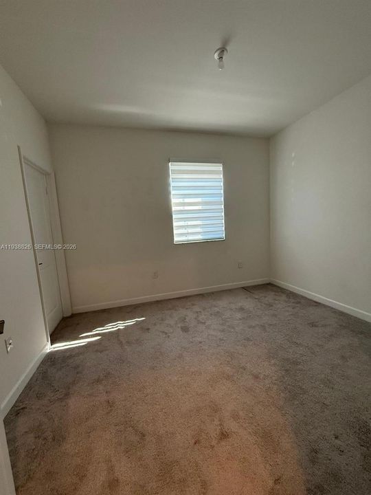 En Renta: $2,500 (3 camas, 3 baños, 1328 Pies cuadrados)