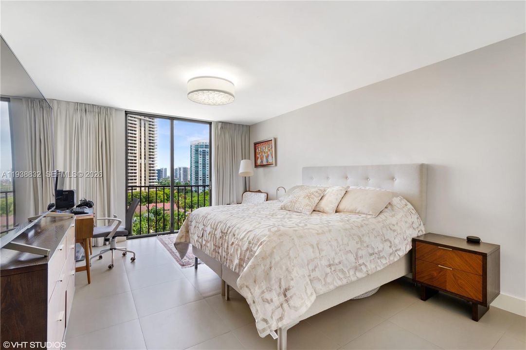 En Venta: $695,000 (2 camas, 2 baños, 1522 Pies cuadrados)