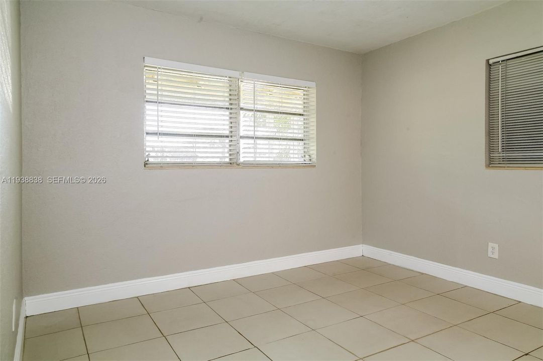 出租: $2,575 (3 贝兹, 2 浴室, 1264 平方英尺)