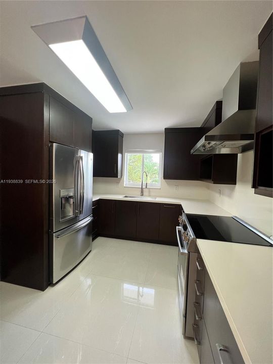 For Rent: $4,500 (4 beds, 3 baths, 1920 Square Feet)