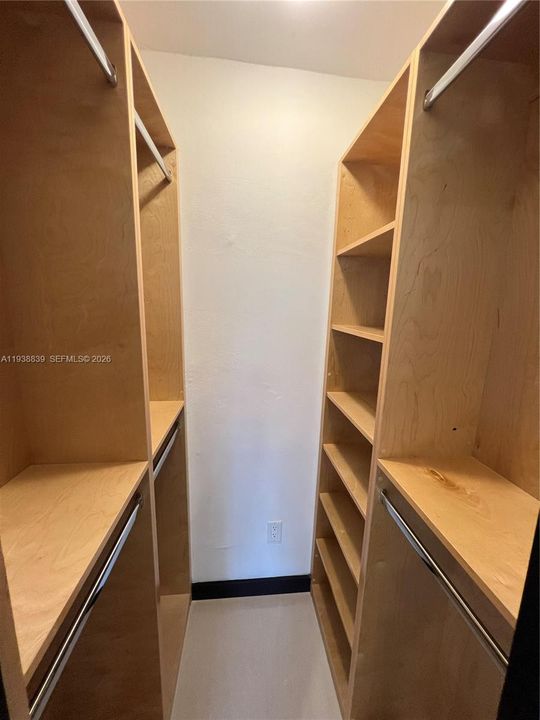 For Rent: $4,500 (4 beds, 3 baths, 1920 Square Feet)