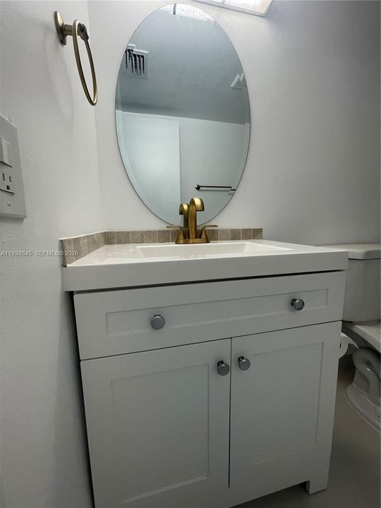 For Rent: $3,000 (3 beds, 2 baths, 1140 Square Feet)