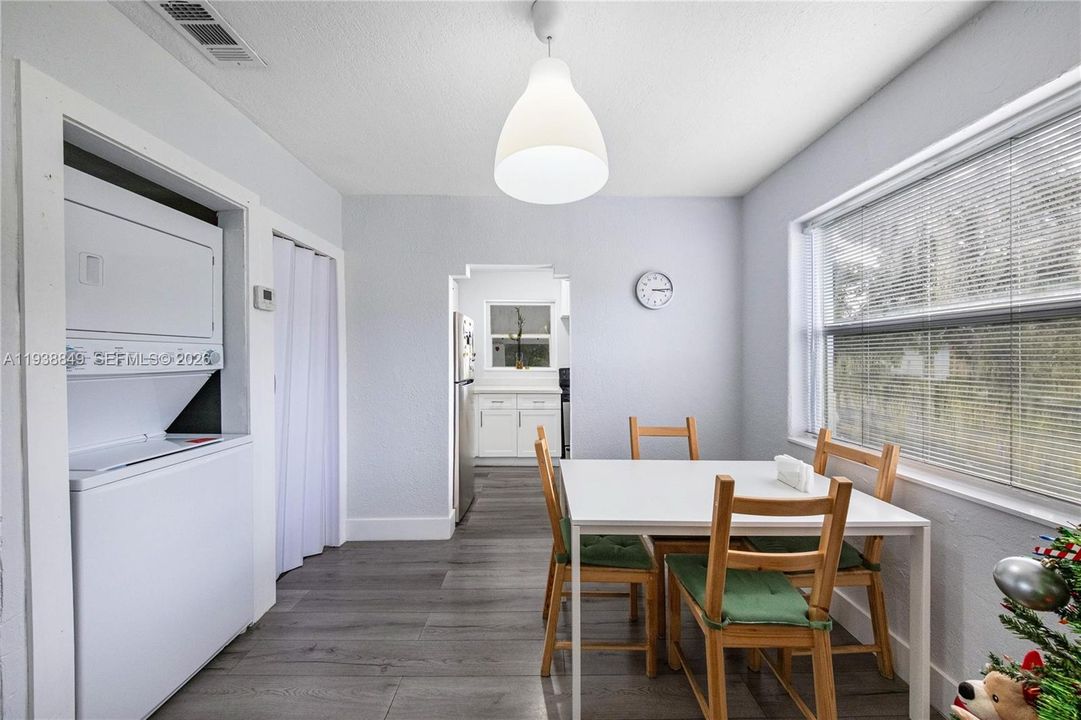 En Venta: $450,000 (3 camas, 1 baños, 1005 Pies cuadrados)