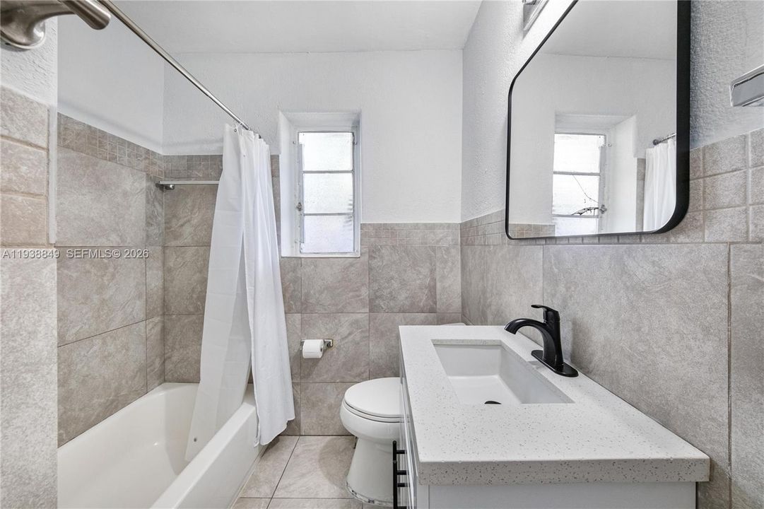 En Venta: $450,000 (3 camas, 1 baños, 1005 Pies cuadrados)