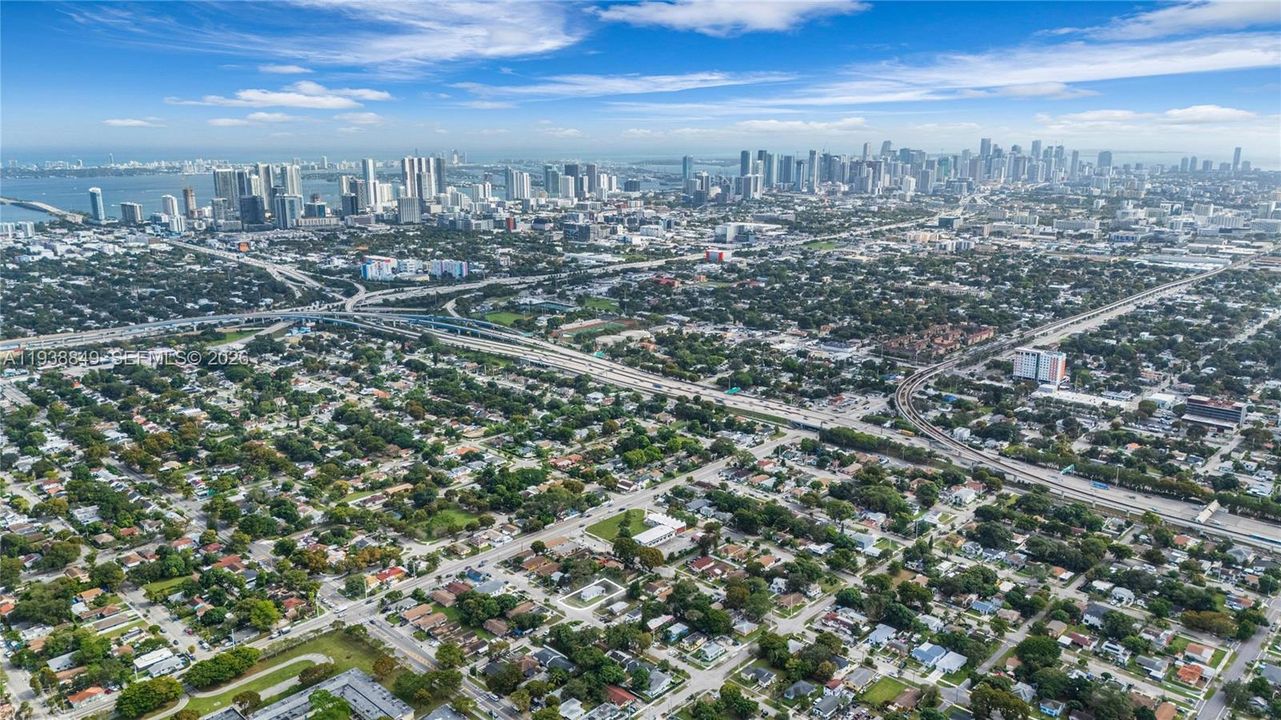 En Venta: $450,000 (3 camas, 1 baños, 1005 Pies cuadrados)