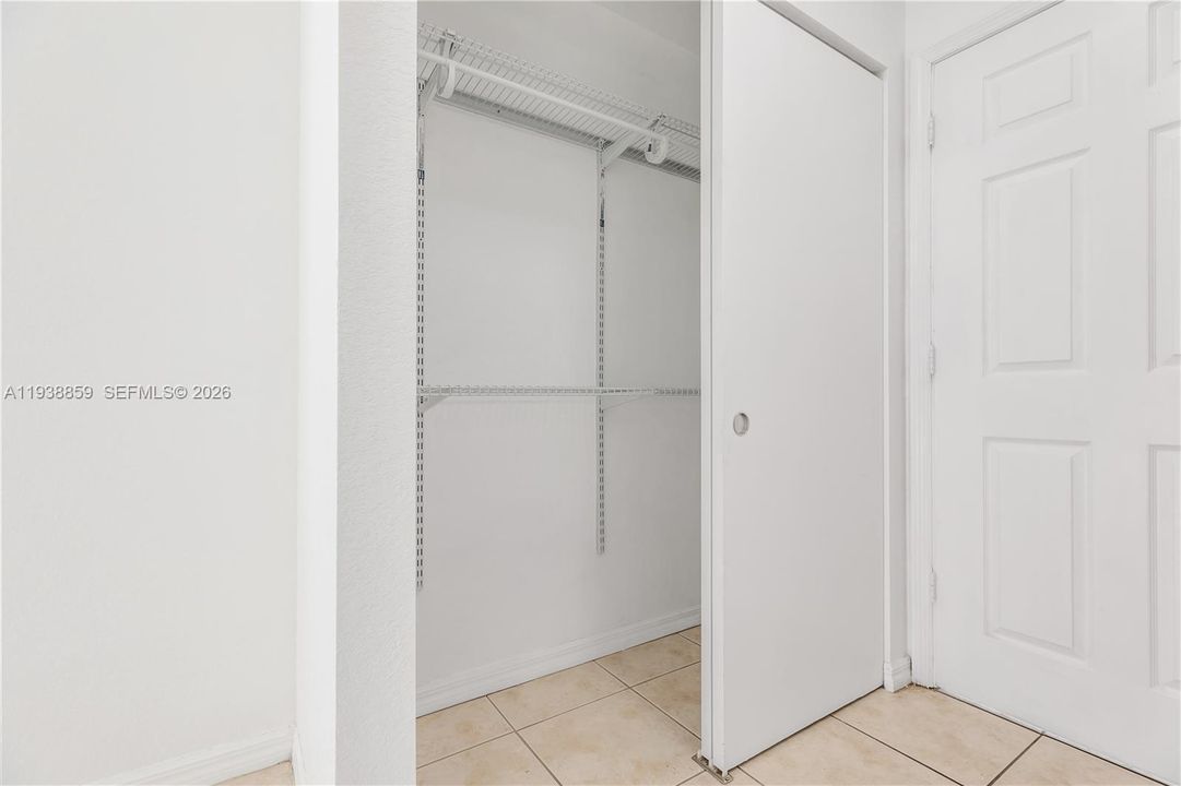 For Rent: $1,995 (1 beds, 1 baths, 548 Square Feet)