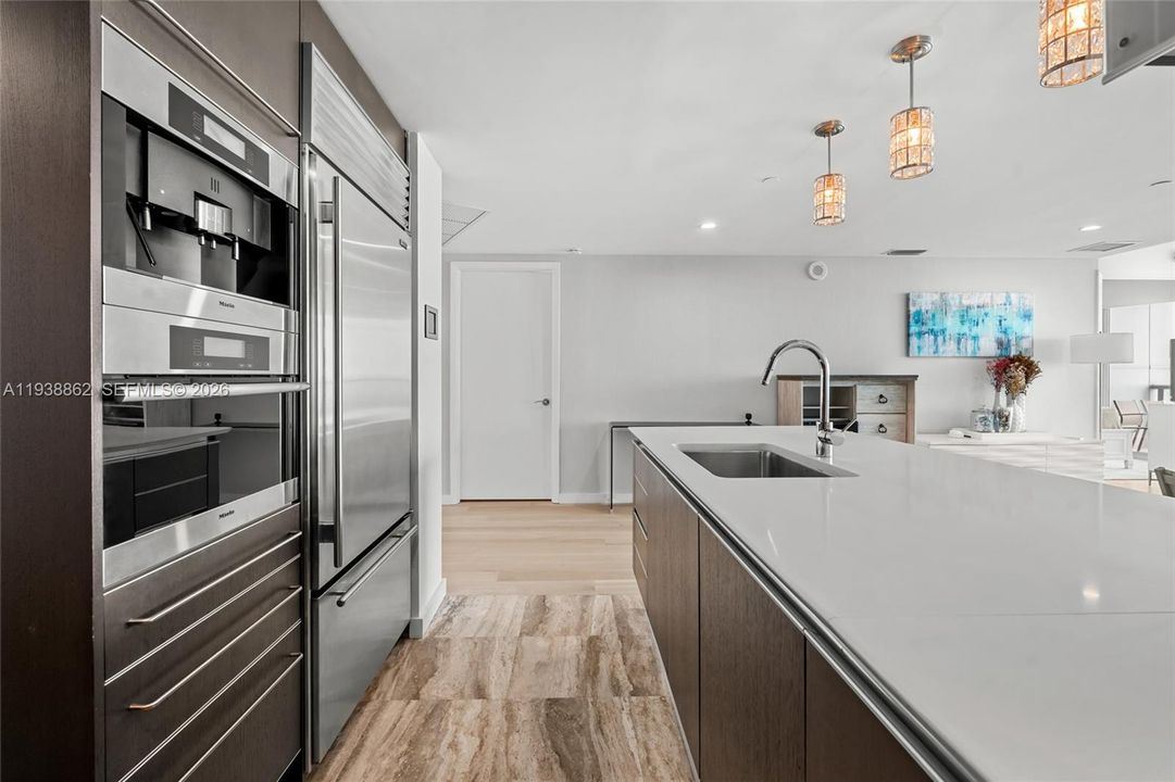 For Rent: $12,900 (2 beds, 3 baths, 1479 Square Feet)