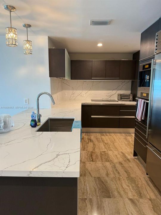 For Rent: $12,900 (2 beds, 3 baths, 1479 Square Feet)