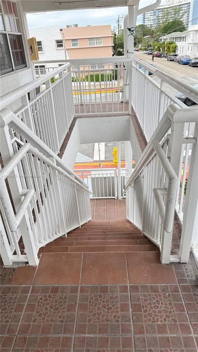 На продажу: $175,000 (0 спален, 1 ванн, 383 Квадратных фут)