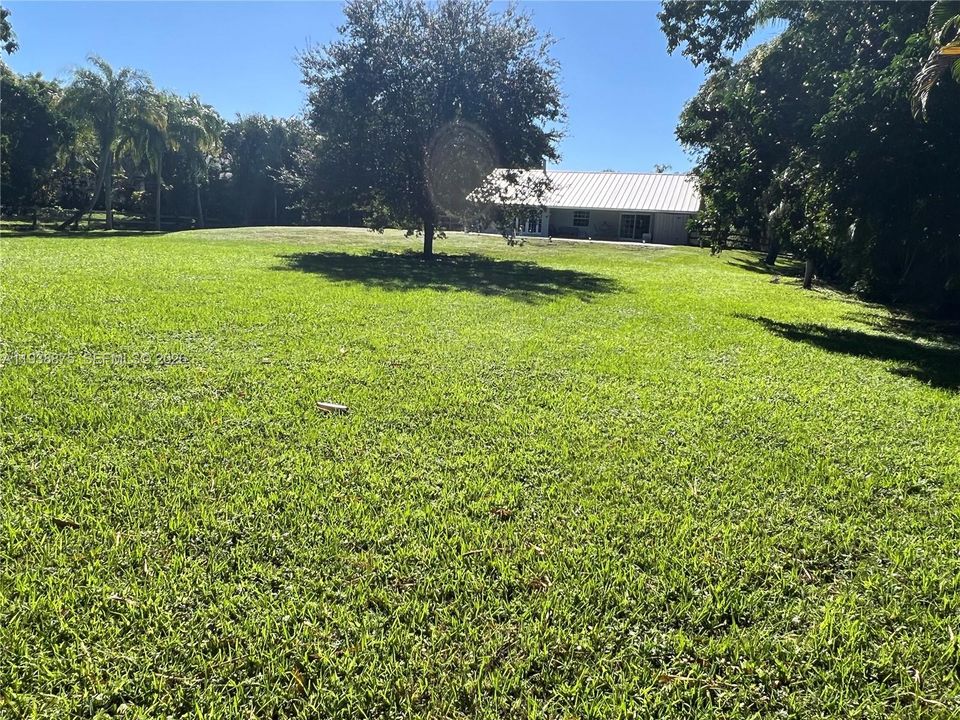 出租: $4,500 (3 贝兹, 2 浴室, 2083 平方英尺)