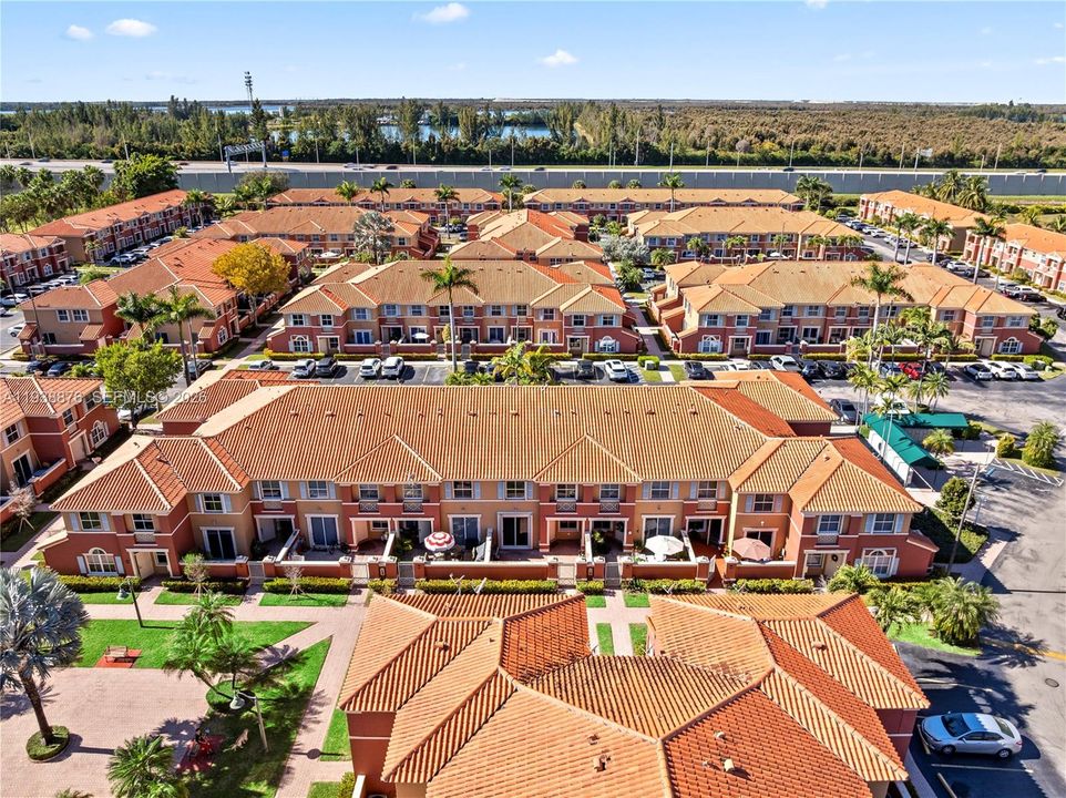 En Renta: $2,800 (2 camas, 2 baños, 980 Pies cuadrados)