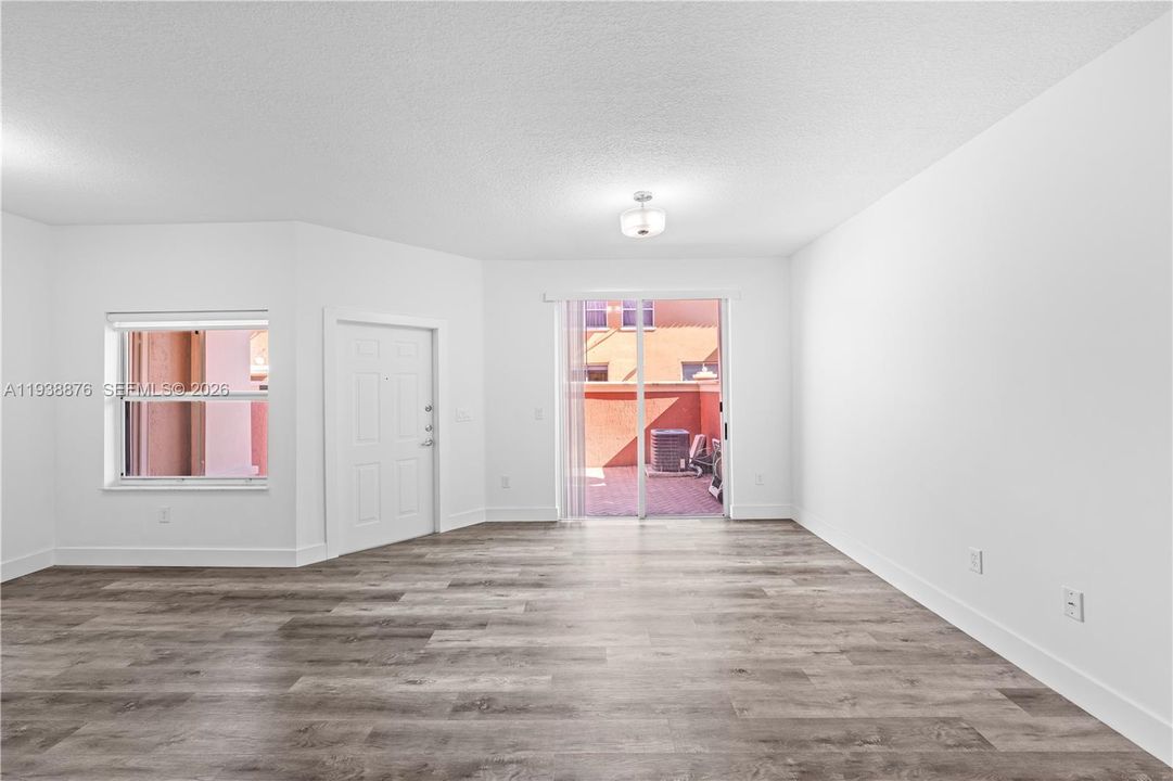 En Renta: $2,800 (2 camas, 2 baños, 980 Pies cuadrados)