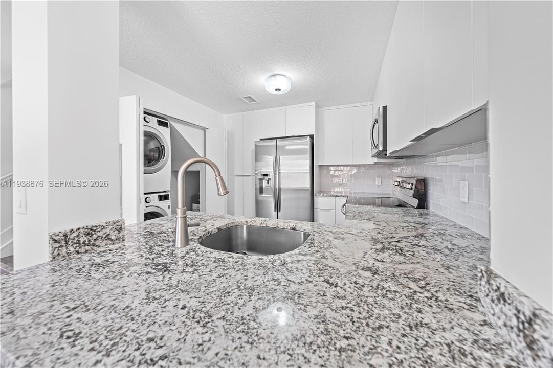 En Renta: $2,800 (2 camas, 2 baños, 980 Pies cuadrados)