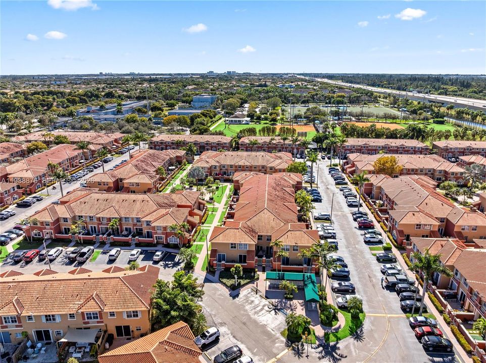 En Renta: $2,800 (2 camas, 2 baños, 980 Pies cuadrados)