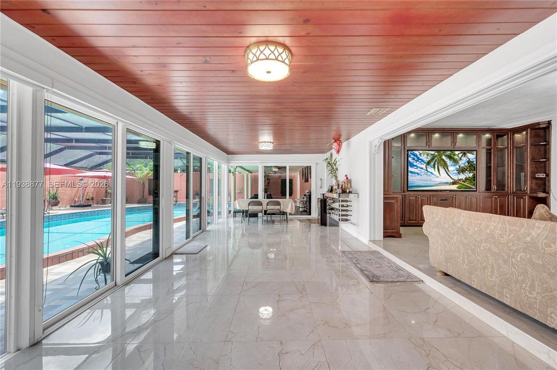 For Sale: $2,595,000 (4 beds, 4 baths, 3184 Square Feet)