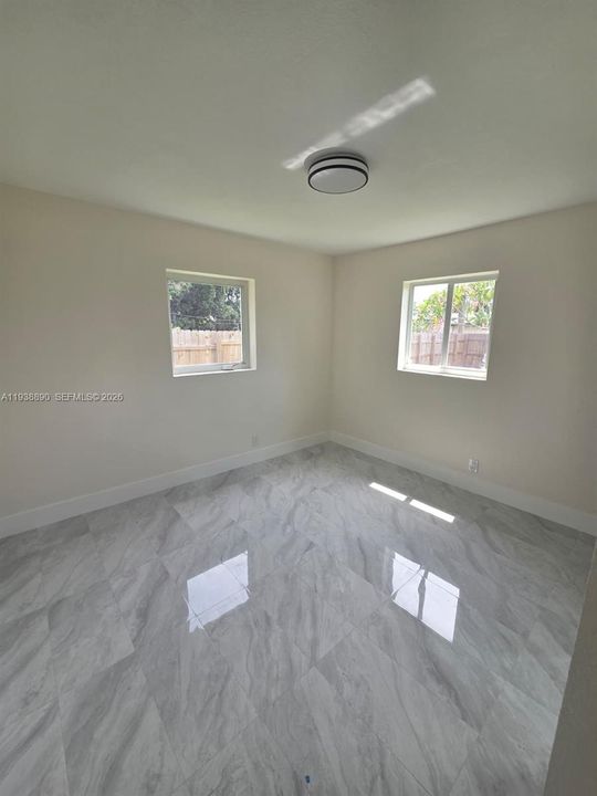 En Venta: $565,000 (3 camas, 2 baños, 1349 Pies cuadrados)