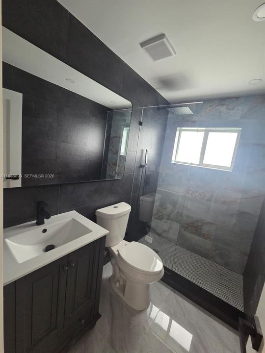 En Venta: $565,000 (3 camas, 2 baños, 1349 Pies cuadrados)