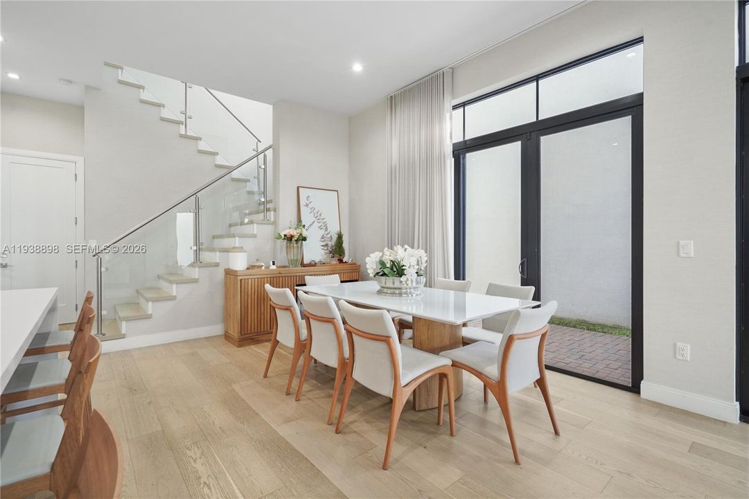 待售: $1,400,000 (4 贝兹, 3 浴室, 2257 平方英尺)