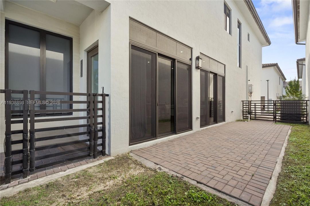 待售: $1,400,000 (4 贝兹, 3 浴室, 2257 平方英尺)