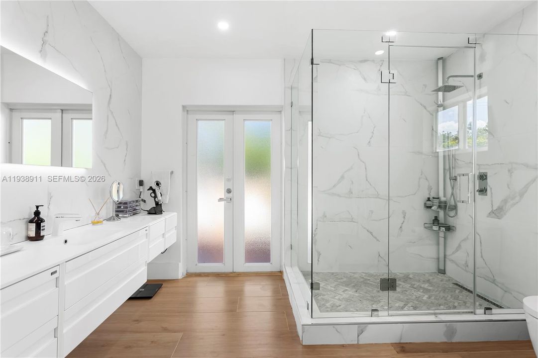 В аренду: $12,000 (3 спален, 3 ванн, 2558 Квадратных фут)