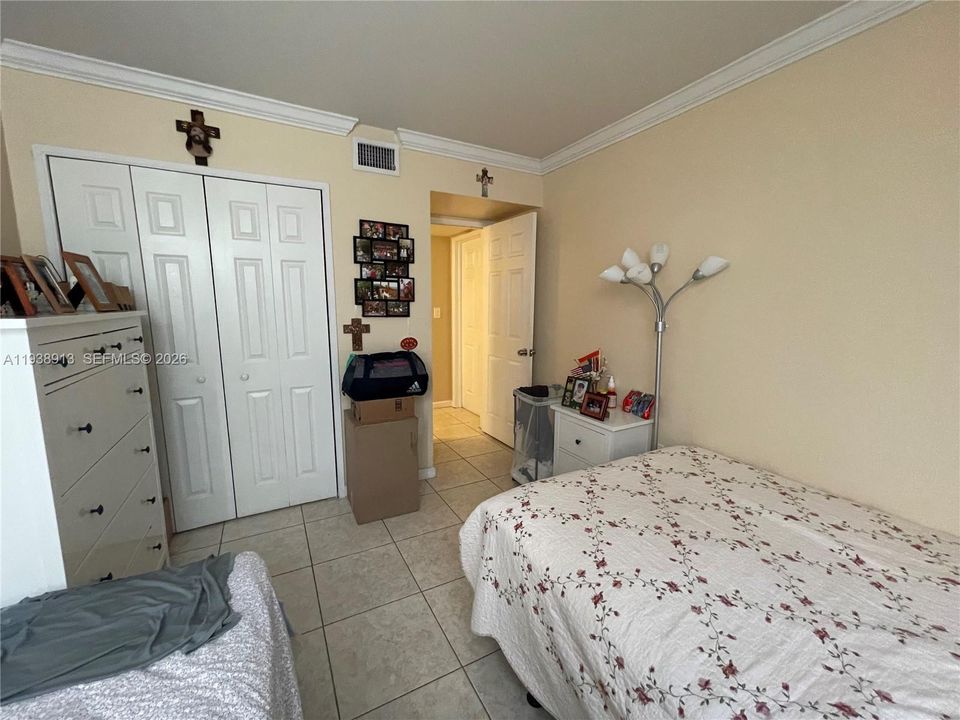 For Rent: $2,500 (2 beds, 2 baths, 1067 Square Feet)