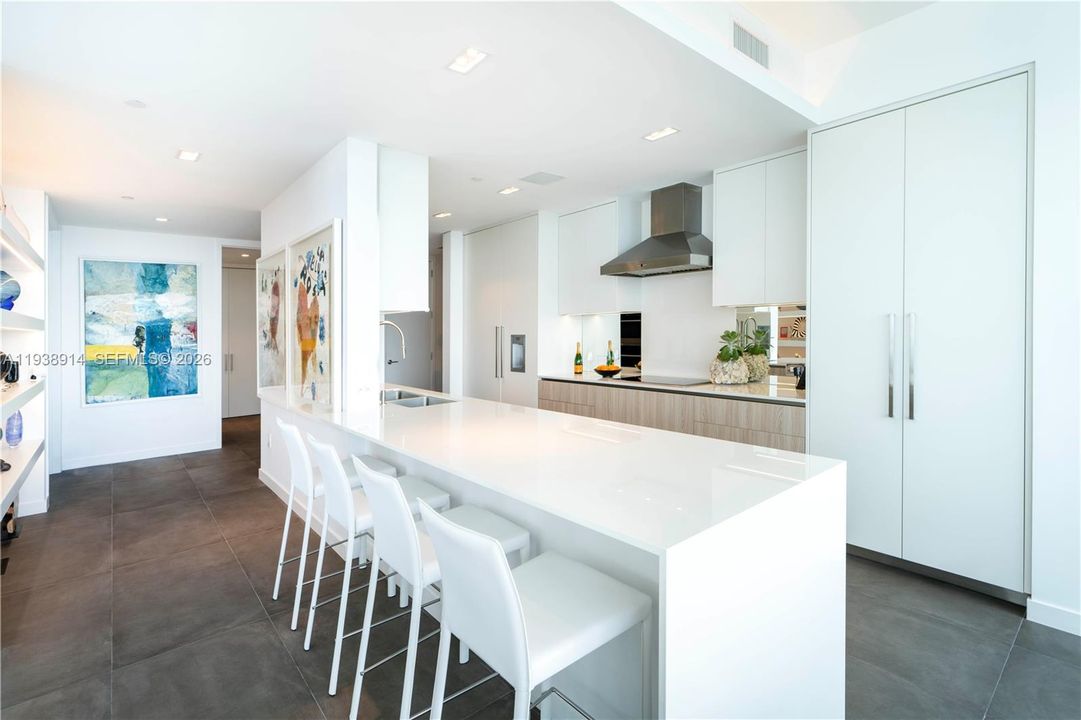 En Venta: $2,990,000 (4 camas, 4 baños, 2752 Pies cuadrados)