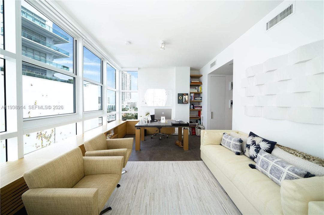 En Venta: $2,990,000 (4 camas, 4 baños, 2752 Pies cuadrados)