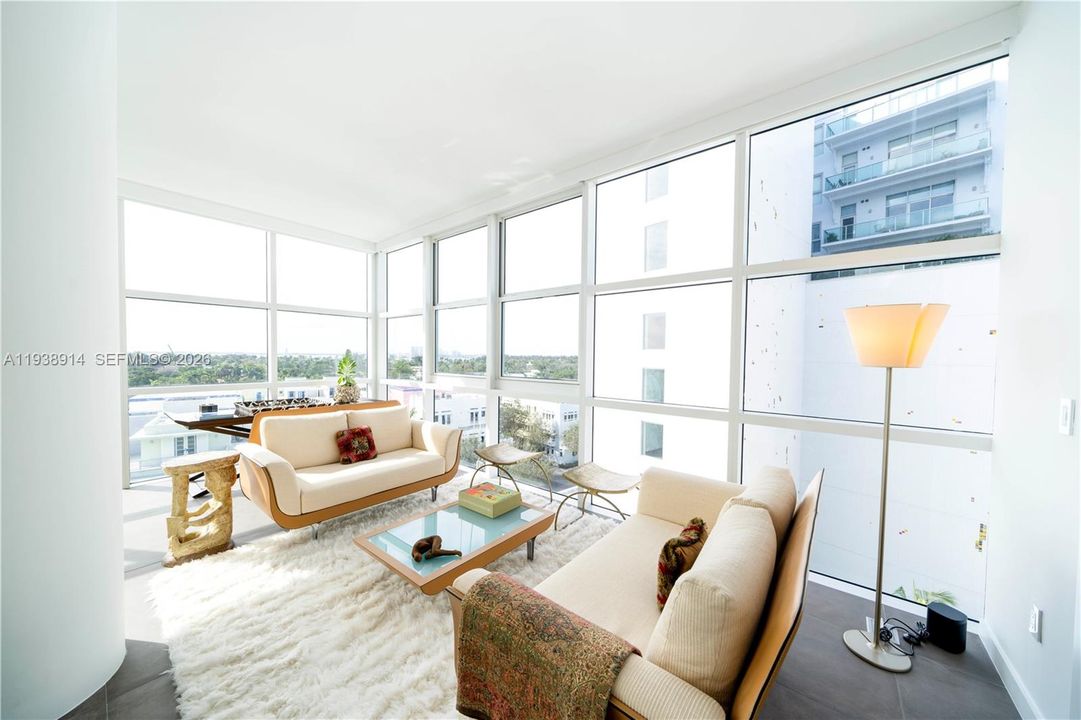 En Venta: $2,990,000 (4 camas, 4 baños, 2752 Pies cuadrados)