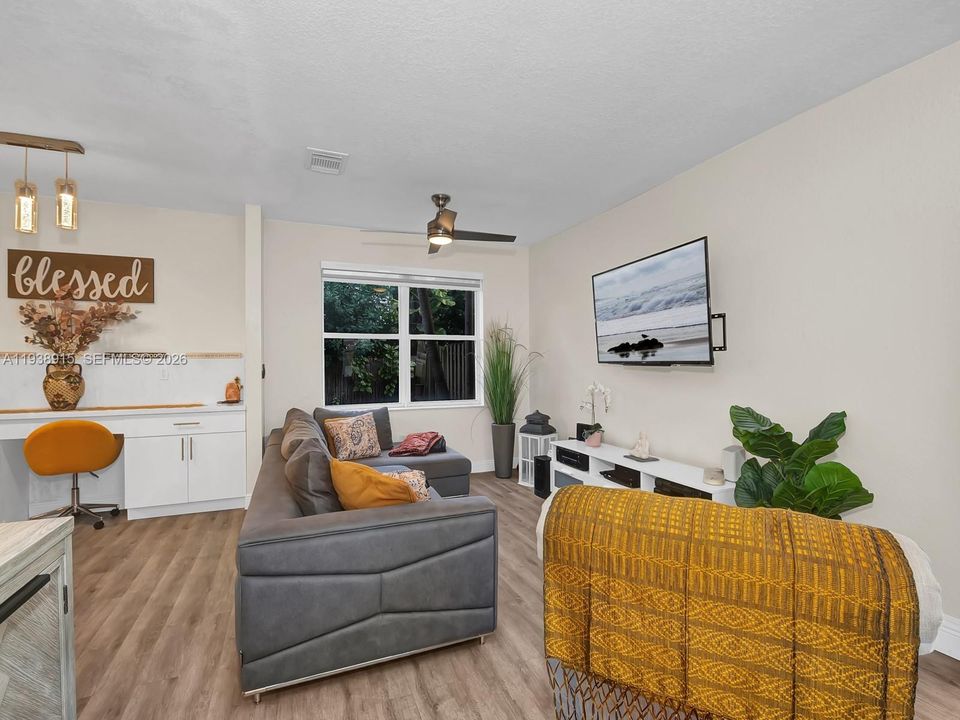 待售: $520,000 (3 贝兹, 2 浴室, 1657 平方英尺)