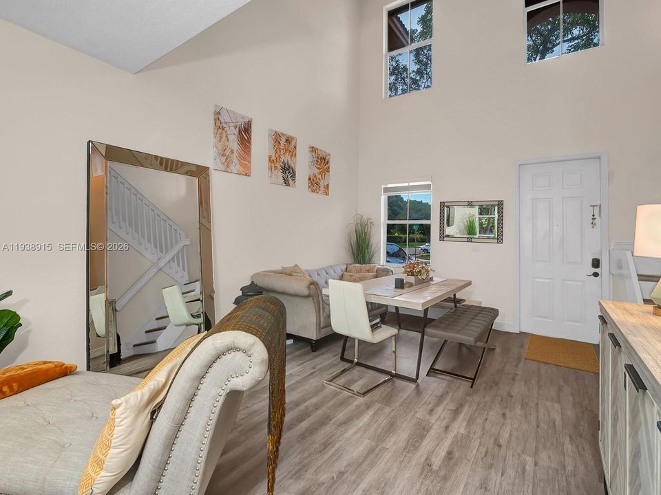 待售: $520,000 (3 贝兹, 2 浴室, 1657 平方英尺)