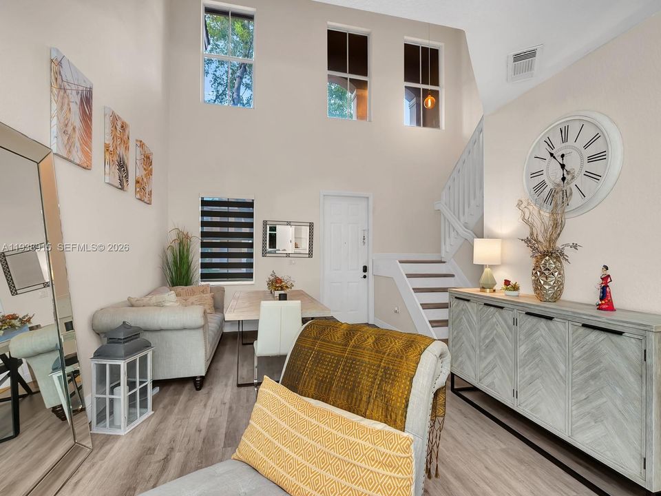 待售: $520,000 (3 贝兹, 2 浴室, 1657 平方英尺)