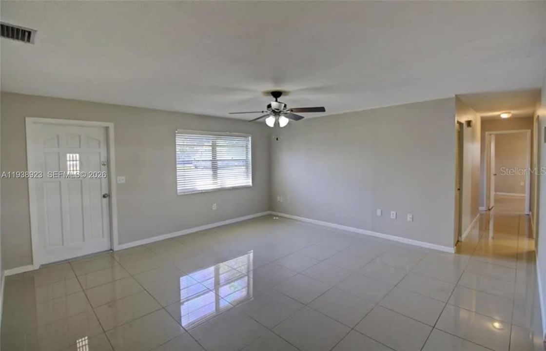 En Venta: $299,999 (3 camas, 2 baños, 0 Pies cuadrados)