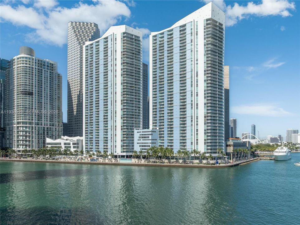 На продажу: $1,189,000 (3 спален, 2 ванн, 1792 Квадратных фут)