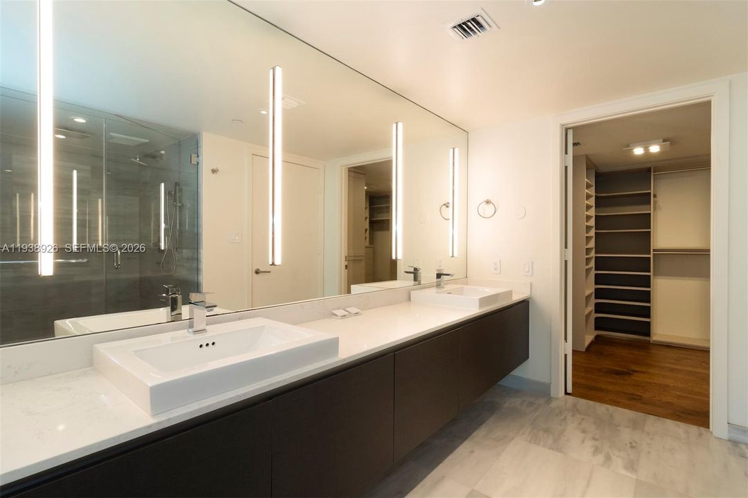 En Renta: $18,500 (3 camas, 3 baños, 1820 Pies cuadrados)