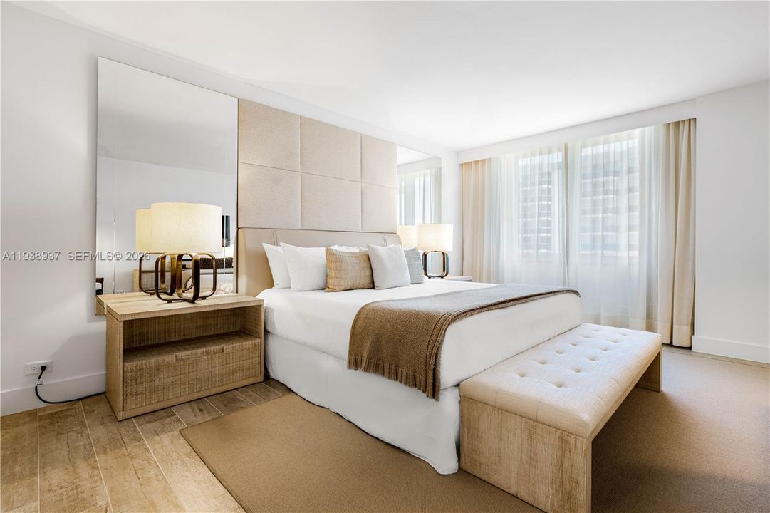 For Sale: $4,850,000 (2 beds, 2 baths, 1687 Square Feet)