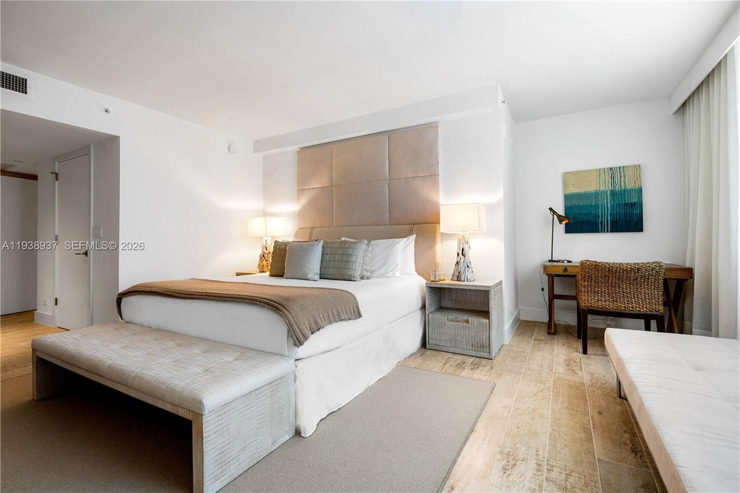 For Sale: $4,850,000 (2 beds, 2 baths, 1687 Square Feet)