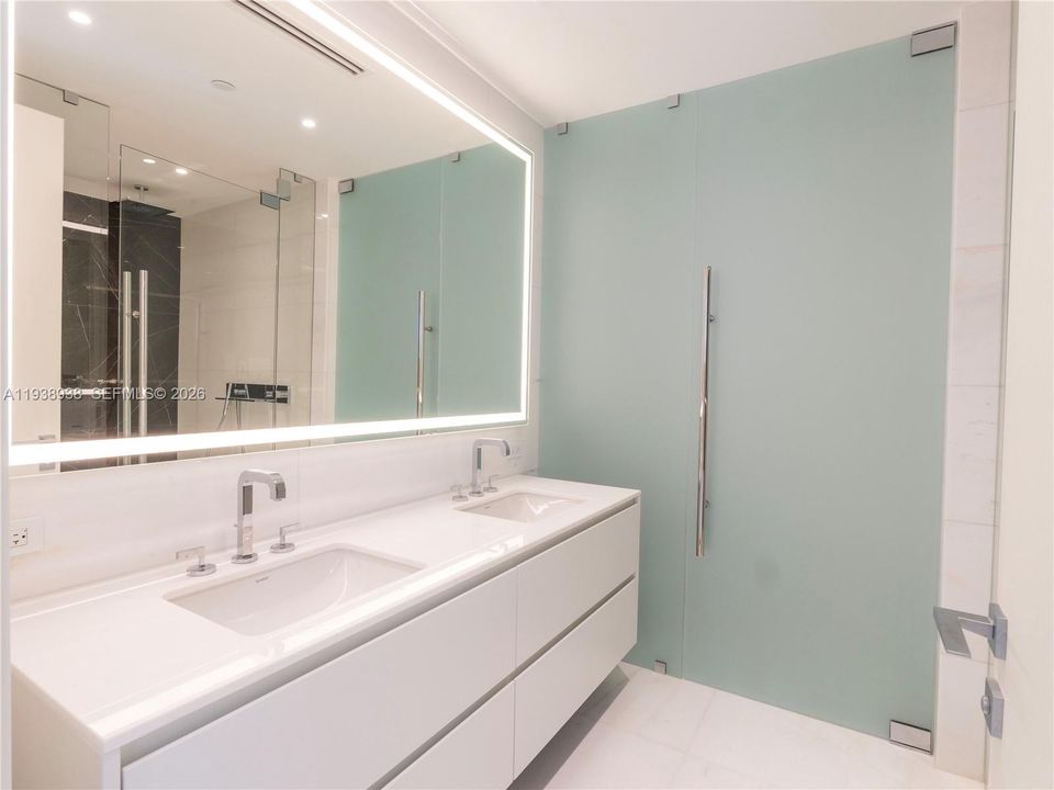 En Renta: $14,995 (2 camas, 3 baños, 1552 Pies cuadrados)