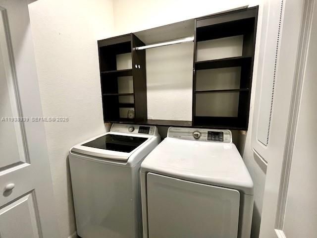 En Venta: $347,800 (3 camas, 2 baños, 1827 Pies cuadrados)