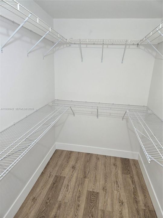 В аренду: $2,200 (2 спален, 2 ванн, 932 Квадратных фут)