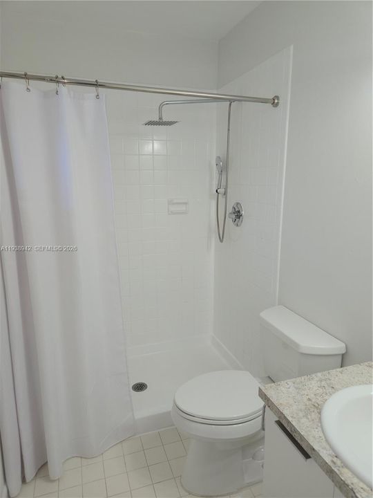 В аренду: $2,200 (2 спален, 2 ванн, 932 Квадратных фут)