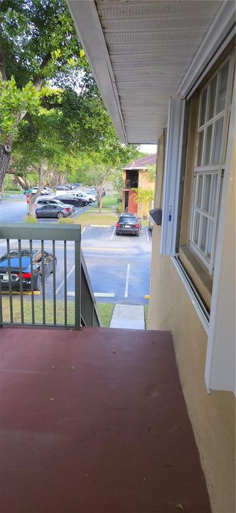 В аренду: $2,200 (2 спален, 2 ванн, 932 Квадратных фут)