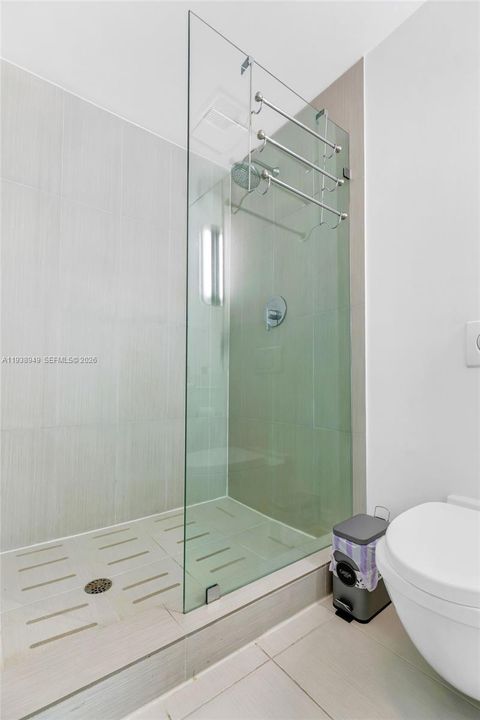 For Sale: $599,000 (2 beds, 2 baths, 1180 Square Feet)