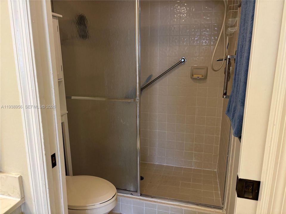 En Venta: $167,000 (2 camas, 2 baños, 1142 Pies cuadrados)