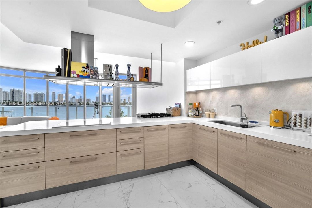 En Venta: $1,590,000 (2 camas, 2 baños, 1836 Pies cuadrados)