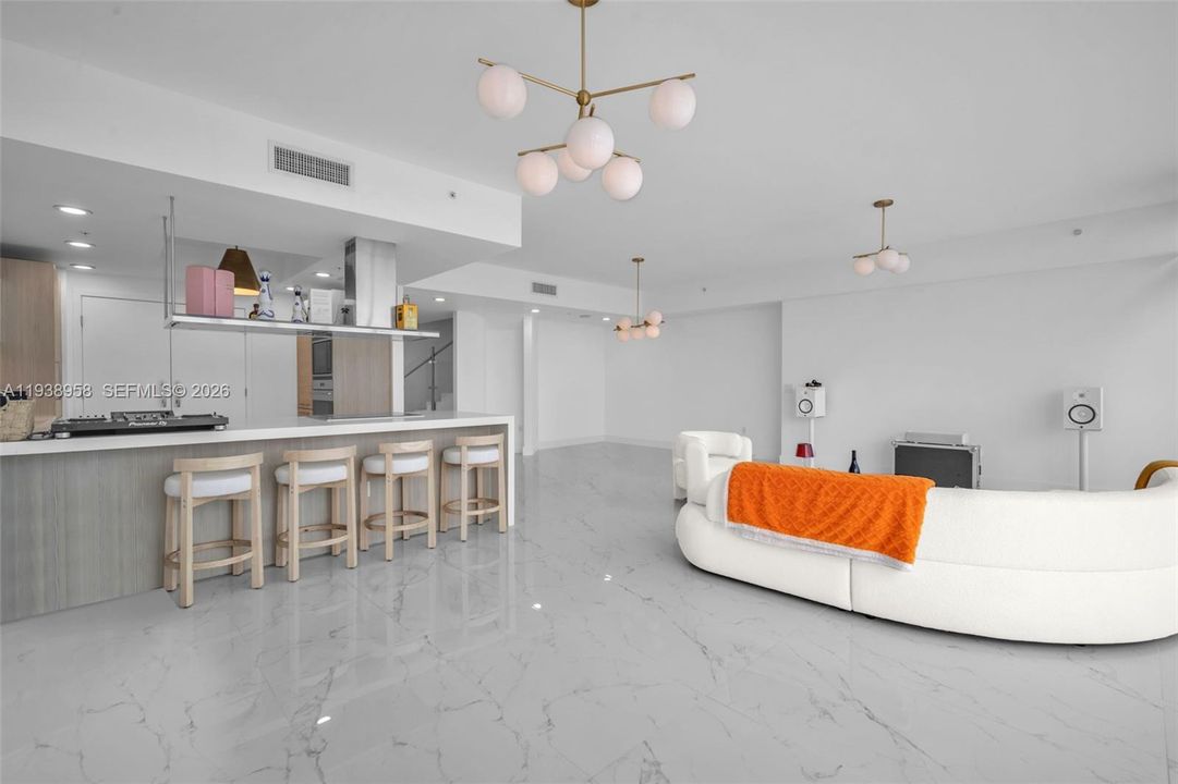 En Venta: $1,590,000 (2 camas, 2 baños, 1836 Pies cuadrados)