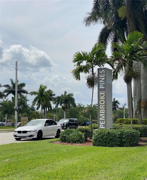 En Renta: $2,550 (2 camas, 2 baños, 1048 Pies cuadrados)