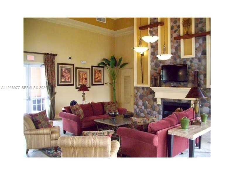 En Renta: $2,550 (2 camas, 2 baños, 1048 Pies cuadrados)